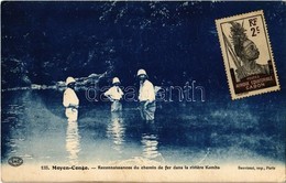 T2/T3 Moyen-Congo, Reconnaissances Du Chemin De Fer Dans La Riviere Komba / Komba River, Reconnaissance For Railway Cons - Ohne Zuordnung