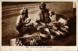 * T3/T4 Aden, Native Fruit And Nut Vendors, Folklore (pinhole) - Ohne Zuordnung