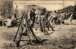 ** T2/T3 En Route, Arrivée En Gare De Toulouse Des Troupes Hindous / Indian Troops' Arrival At The Toulouse Railway Stat - Unclassified