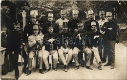 T2/T3 1910 Osztrák-magyar Katonák és Tisztek Csoportképe / Austro-Hungarian K.u.K. Military Officers And Soldiers. Group - Ohne Zuordnung