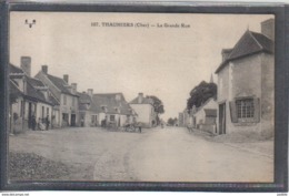 Carte Postale 18. Thaumiers  La Grande Rue Très Beau Plan - Thaumiers