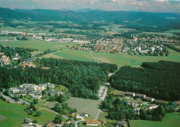 1 AK Germany * Blick Auf Das Klinikum In Neutrauchburg Mit Blick Auf Die Stadt Isny Im Allgäu - Luftbildaufnahme * - Isny