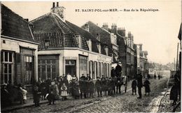 CPA St-POL-sur-MER - Rue De La Republique (193344) - Saint Pol Sur Mer