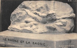 Thème.   Arts  Le Rhône Et La Saône. Sculpture En  Pierre  De André Vermare      (voir Scan) - Esculturas