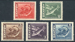 ICELAND: Sc.217a + 218a + 219c + 221b + 224b, 1939/45 The Set Of 5 Values With Perforation 14 X 13½, Mint, Very Fine Qua - Autres & Non Classés