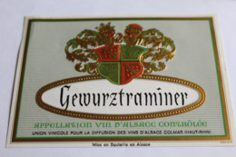 Etiquette Neuve Vin D Alsace  Gewurztraminer Union Vinicole  Legerement Gaufree - Gewurztraminer