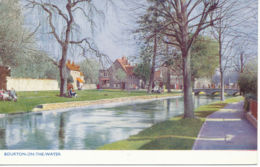 UK BOURTON-ON-THE-WATER 1930 Superb Mint Coloured Postcard View Of The Village - Otros & Sin Clasificación