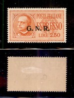 RSI - G.N.R. Verona - Espressi - 1944 - 2,50 Lire (20) - Punto Grosso Dopo R - Non Catalogato - Gomma Originale - Cert.  - Autres & Non Classés