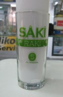 AC - SAKI RAKI 5 x FILTRATED / DISTILLED GLASS FROM TURKEY - Altri & Non Classificati