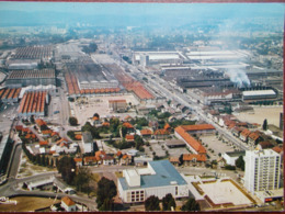 25 - SOCHAUX - MONTBELIARD - Vue Générale Aérienne - Les Usines Peugeot - La Cité Administrative. - Sochaux