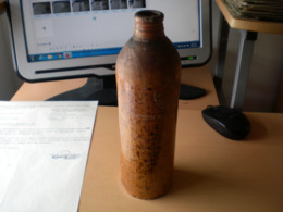 Mineral Water A Very Old Bottle Of Mineral Water, Ceramics Or Something Like That Seters Herzoghumt Nassau Num 39 - Soda