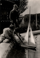 ! Ansichtskarte Braine-l’Alleud , 1963, College, Segelboot - Braine-l'Alleud