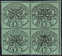 1858 - 1 Baj Verde Scuro, I Composizione (2A), Blocco Di Quattro, Gomma Originale, Integra Per Due E... - Estados Pontificados