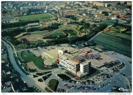 Carte Postale 59. Grande-Synthe  Et La Polyclinique  Du Courghain Vue D'avion Trés Beau Plan - Grande Synthe