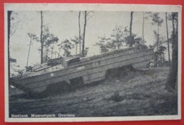 BOOTTANK MUSEUMPARK OVERLOON - W.W. II. - U.S. ARMY - Monuments Aux Morts