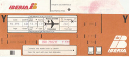 PASSENGER TICKET - BILLETE DE PASAJE / IBERIA 1989 BARCELONA CAIRO - Boarding Pass - World