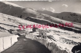 09 - AX LES THERMES- L' EMBRANCHEMENT DE LA ROUTE D' ANDORRE VU DU COL DE PUYMORENS  -ARIEGE - Ax Les Thermes