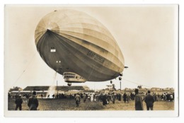 GRAF ZEPPELIN Landung Mit Schwerem Schiff Gros Plan - Dirigeables