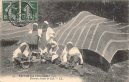 Thème  Exposition Coloniale. Nogent Sur Marne 1907    Touaregs Faisant Le Café   (voir Scan) - Exhibitions