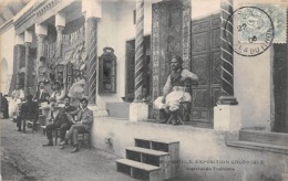 Thème  Exposition Coloniale.  Marseille      Marchands Tunisiens     (voir Scan) - Expositions