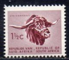 South Africa - 1963-1967 Definitive 1½c Bull (**) # SG 228 - Unused Stamps