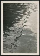 Cca 1930 Kinszki Imre (1901-1945) Budapesti Fotóművész  Jelzés Nélküli Vintage Fotója (Hajókötél Tükröződése), 6x4,3 Cm - Andere & Zonder Classificatie
