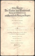 1918 'Koronás Arany Érdemkereszt A Vitézségi Érem Szalagján' Adományozó Okirat Hadnagy Részére, Hajtásnyommal, - Other & Unclassified