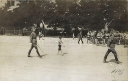 * T2/T3 1914 Budapest, Kitört Az Első Világháború, Készülődés Katonai Parádéra. Schäffer Ármin Photo (ragasztónyom / Glu - Unclassified