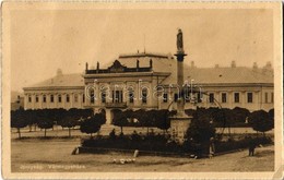 T2/T3 1910 Ipolyság, Sahy; Vármegyeháza. Kiadja Polgár I. / County Hall (EK) - Unclassified