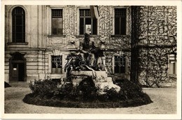 T2 1939 Komárom, Komárno; Jókai Szobor / Statue - Unclassified