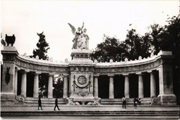 ** T1 Mexikóváros, Mexico City; Benito Juárez Emlékműve Az Alameda Parkban, MTI Külföldi Képszolgálat / Alameda Central, - Ohne Zuordnung