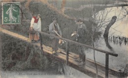 Thème   Gardes Ou Tambours De Ville. Garde Chasse. Une Mauvaise Rencontre      (voir Scan) - Sonstige & Ohne Zuordnung