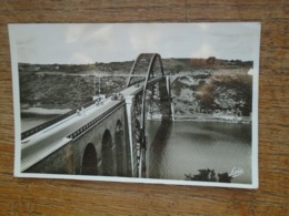 La Roche-bernard , Le Pont Sur La Vilaine "" Carte Animée Véhicules D'époque - La Roche-Bernard