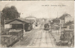 LES ARCS *** Intérieur De La Gare *** Cpa Peu C Ourante - Les Arcs