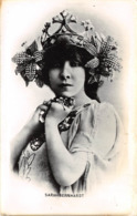 SARAH-BERNHARDT - Entertainers