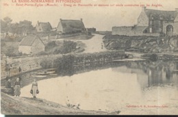 CPA Saint Pierre Eglise - Etang De Hacouville Et Maisons XIIème Siècle Construites Par Les Anglais - Non Circulée - Saint Pierre Eglise