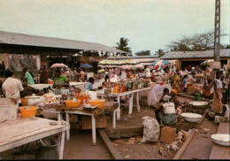 !  CPM, Moderne Ansichtskarte, Gabun, Gabon, Port Gentil, Le Marche,, Markt, Afrika, Africa, Black People - Gabón