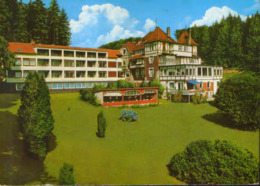 Germany - Postcard Used 1981 - Kronbergs Sanatorium Eulingswiese, Bad Sachsa Park View - 2/scans - Bad Sachsa