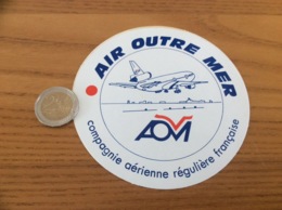 AUTOCOLLANT, Sticker "AIR OUTRE MER - AOM - Compagnie Aérienne Régulière Française" (avion) - Autocollants