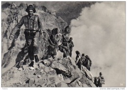 Carte Postale Escalade  Alpinisme  Trés Beau Plan - Bergsteigen