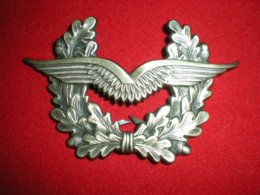 INSIGNE DE CASQUETTE DE LA LUFTWAFFE - Casques & Coiffures