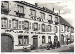 Carte Postale 67. La Petite Pierre  Hotel-Restaurant  Velten-Hausknecht  Boulangerie Trés Beau Plan - La Petite Pierre