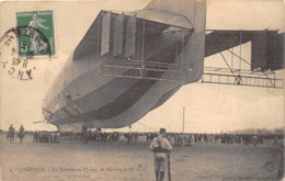 54-LUNEVILLE- UN ZEPPELINAU CHAMP DE MARS 3 AVRIL 1913 - Luneville