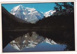 Mount Robson - Highest Peak In The Canadian Rockies - Jasper  - (Canada) - Jasper