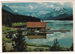 Maligne Lake, Jasper National Park - Boathouse  - (Canada) - Jasper