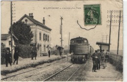 Bouffemont - Train En Gare - Bouffémont