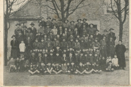 Gentilly Groupe " Hostia " Scouts De France - Gentilly