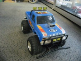 MODELE  NIKKO R/C Systems FORD RANGER 4 X 4  Avec Télécommande - Modelos R/C (teledirigidos)