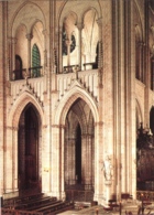 CPM 75 Paris - Cathédrale Notre-Dame. La Croisée Des Transepts Vers Le Nord-est, Trône De L'Evêque Et Saint-Denis TBE - Churches & Cathedrals