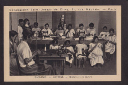 CPA Guyane Française Cayenne écrite Machine à Coudre - Cayenne